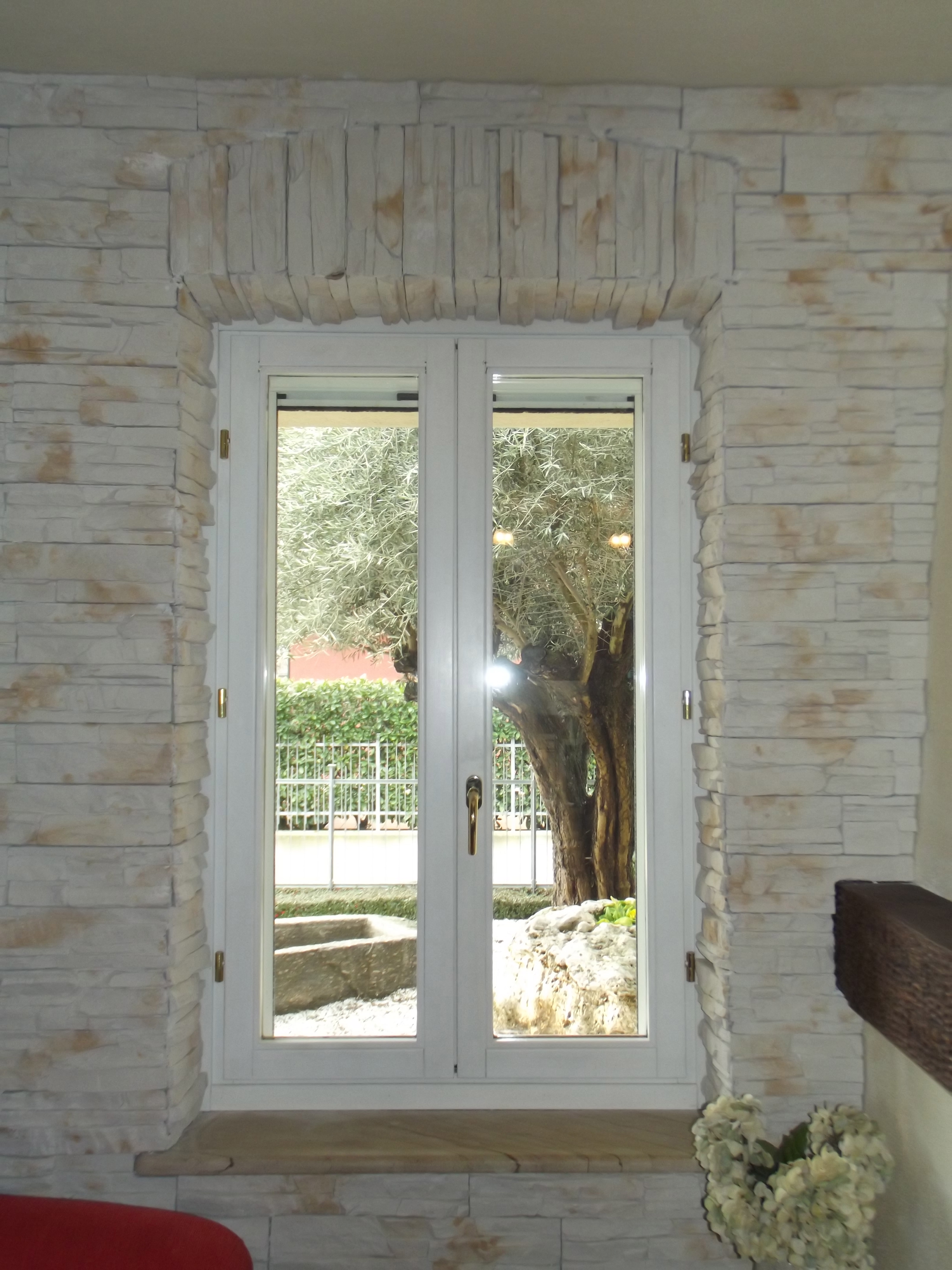 Rivestimento interno in pietra ricostruita a verzuolo (cn) gio ...
